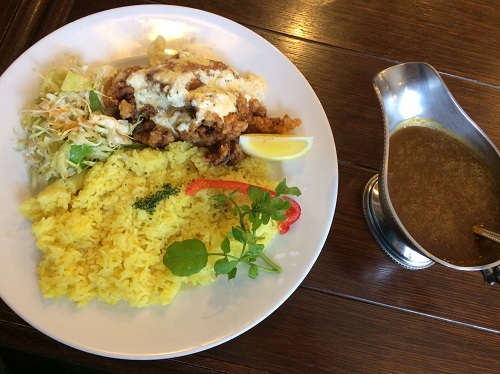 チキン南蛮カレー：『あめいろたまねぎ』欧風カレー＆珈琲（鹿児島市卸本町）