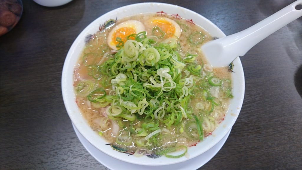 『来来亭』（鹿児島市南栄）：赤味噌ラーメンがいい感じ(^▽^)/