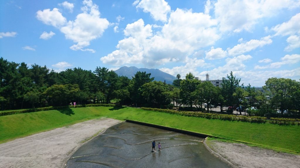 『石橋記念公園』（鹿児島市）：子供と水遊びがしたくなった(^^;